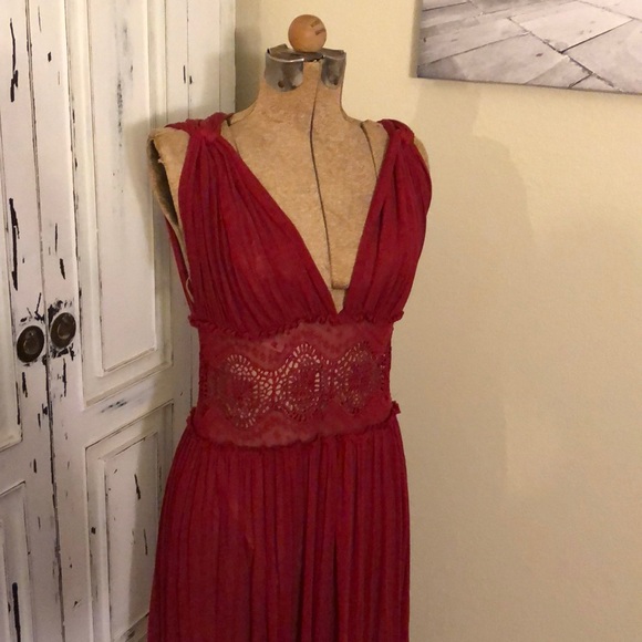 Max Studio Dresses & Skirts - Max studio special edition dress 100% silk